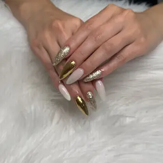 ネイル 💖𝓜𝓲𝓸 /3月予約受付中💖のネイルデザイン