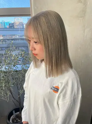 ミディアム カラー 似合わせカット/ aoiのヘアスタイル