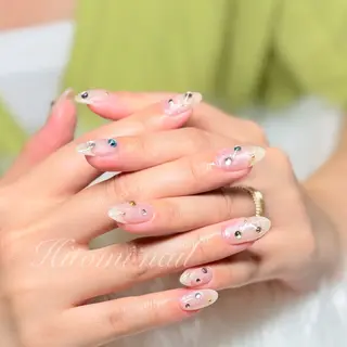 ネイル 大澤 瞳のネイルデザイン