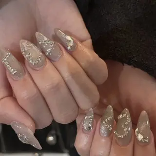 ネイル LABEL TAKARAのネイルデザイン