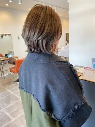 ショート カラー 柏韓国ヘア 白石芽衣のヘアスタイル