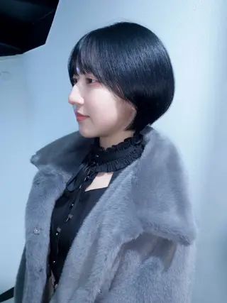 ショート カラー yiye shioriのヘアスタイル