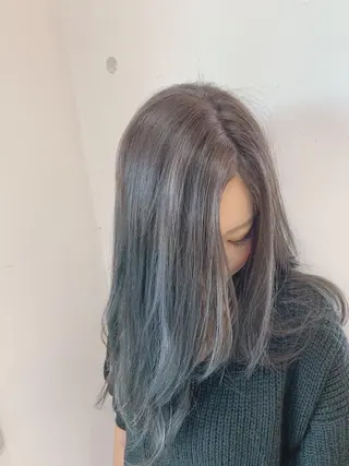 セミロング カラー 白髪ぼかしハイライト 柳川拓哉のヘアスタイル