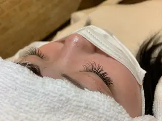 マツエク・マツパ 南 真理奈の眉毛・アイブロウイメージ