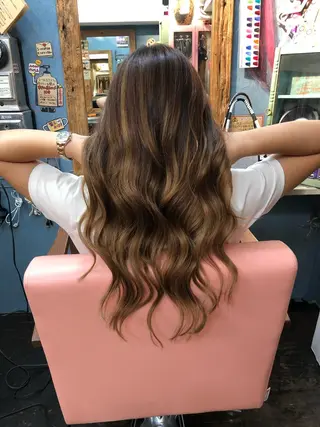 セミロング 美魔女 美容師NAOのヘアスタイル