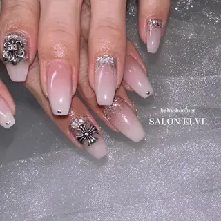 ネイル SALON ELVI.のネイルデザイン
