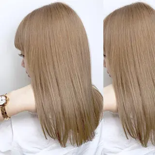 ミディアム カラー JuNブリーチに 縮毛矯正するプロのヘアスタイル