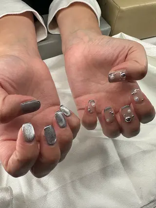 ネイル Sawa ︎︎𓂃⟡.·のネイルデザイン