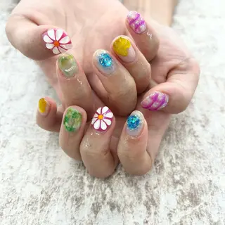 ネイル Basic町田本店 Suzunaのネイルデザイン