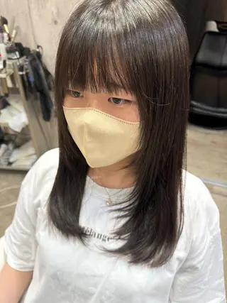 セミロング 和田 真由子のヘアスタイル