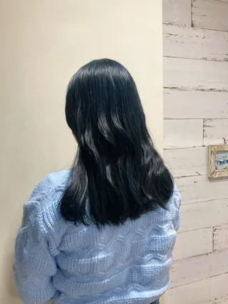 カラー 辰巳 遥萌のヘアスタイル