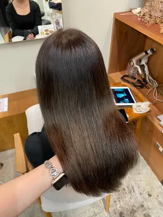 ミディアム 山下 悠月のヘアスタイル