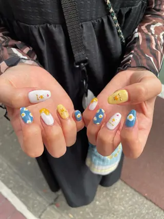 ネイル はばすみれ🎀ﾈｲﾙ 光ﾌｪｲｼｬﾙ ﾍｱのネイルデザイン
