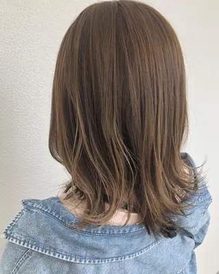 ミディアム 神山 ゆきのヘアスタイル