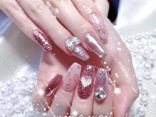 ネイル queensnail 🧸mikaのネイルデザイン