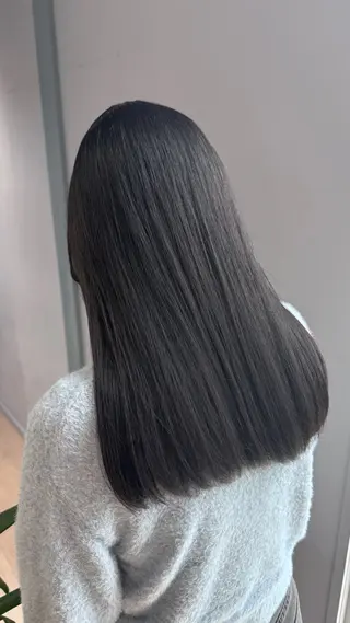 カラー 鈴木 雅捺のヘアスタイル