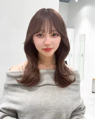 ミディアム ‪広瀬快斗／ツヤ髪 /似合わせカラー🌱のヘアスタイル