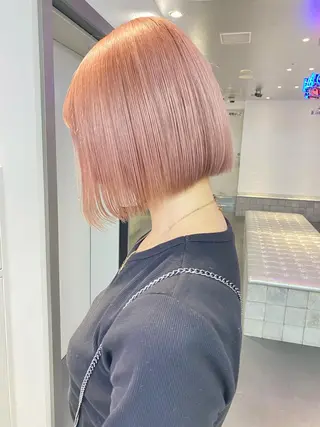 ミディアム ネイル アイブロウ 🎨ハイトーン/ 切りっぱなし みつきのヘアスタイル
