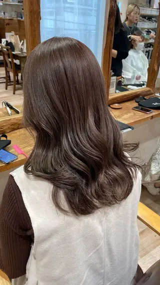 セミロング カラー コトミ【メンズ特化】 女子ウケ提案🫶🏻のヘアスタイル