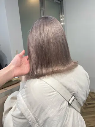 セミロング カラー SHOTO ハイトー ン/ブロンドカラーのヘアスタイル