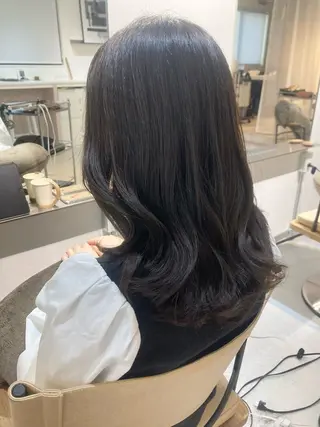 ミディアム ✨色持ちの良い艶 カラー✨蟹江真世のヘアスタイル