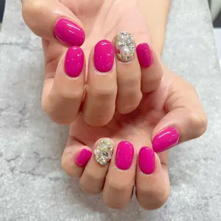 ネイル MAXKELLY ANNAのネイルデザイン