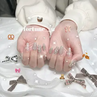 ネイル 💜5/4空✩.* Yuuna💜のネイルデザイン
