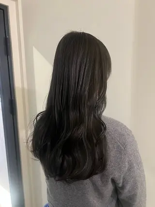 ロング カラー 工藤 梨花のヘアスタイル