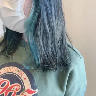 カラー 綿貫 美雪のヘアスタイル