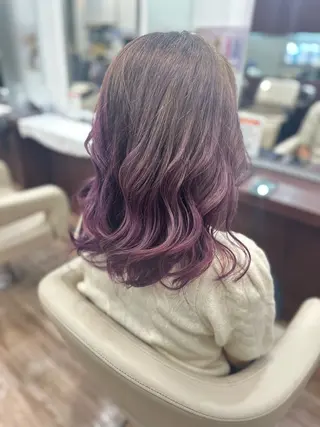 ロング 宇都 唯のヘアスタイル