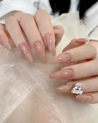 カラー  Nail 秋(アキ)のネイルデザイン