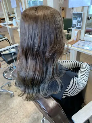 セミロング 森 🫧大人可愛い 顔周りレイヤー🎀のヘアスタイル