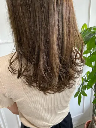 セミロング カラー 日野 めぐみのヘアスタイル