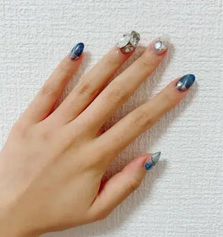 カラー ネイル Q Free nailsのネイルデザイン