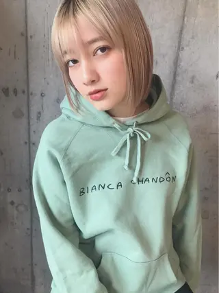 ショート 透明感カラー🌿ボブ ✨飛田　ケイのヘアスタイル
