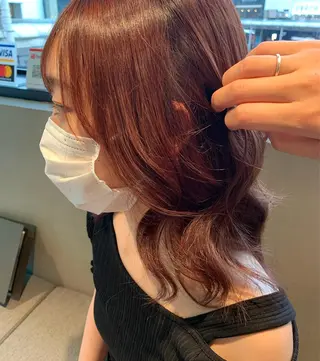 ミディアム カラー 齋藤 みさきのヘアスタイル