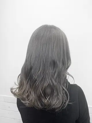 セミロング カラー lucia RYOのヘアスタイル
