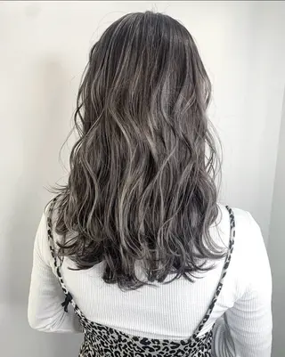 ロング カラー ブリーチ大好き美容師 /タイガ🐯のヘアスタイル