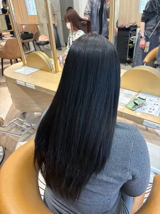 ロング 艶髪カラー🫧 髪質改善🪽あいとのヘアスタイル
