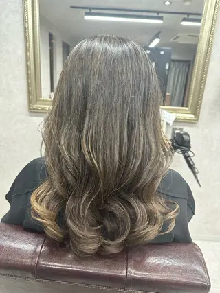 ロング カラー Lien 深井店のヘアスタイル