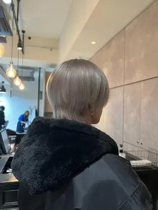 ショート カラー メンズ 🎀ハイトーン・艶 カラー HANA🎀のヘアスタイル