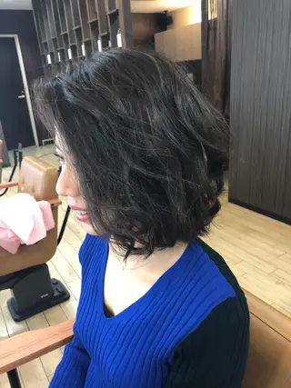 ショート カラー 小倉 教志のヘアスタイル