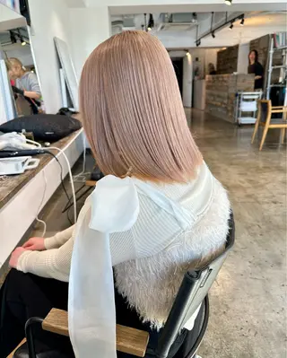 ミディアム カラー ✨艶ブリーチカラー ✨四ノ宮裕己のヘアスタイル