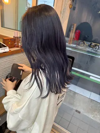 ロング カラー ❣️ハイトーン❣️ BLUE&Co.のヘアスタイル
