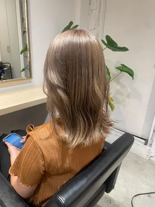 セミロング カラー レイヤー♡ 石川優奈のヘアスタイル