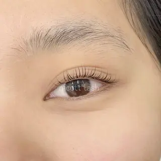 マツエク・マツパ サクラブロウ大阪駅前 第2ビル 三浦のマツエク・マツパデザイン