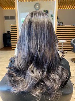 ロング カラー 関口 友行のヘアスタイル