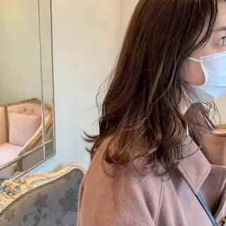 ミディアム カラー SAKINO. ベージュカラーのヘアスタイル