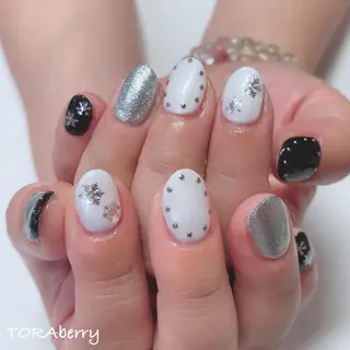 ネイル ネイリスト なつみのネイルデザイン