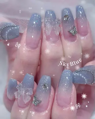 ネイル ️🫧もこ 艶感ネイル🫧のネイルデザイン
